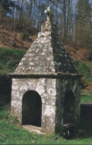 Fontaine Notre Dame de Saint Corentin Billio